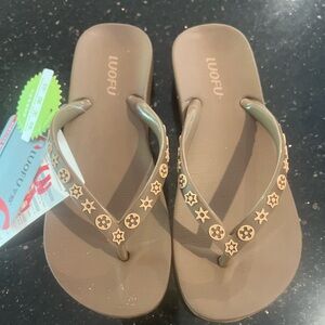 Girl’s Brown Embellished Flip Flop Sandals 35
